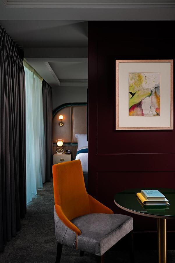 The Savoy Hotel Limerick Junction Exterior foto A suite at the hotel