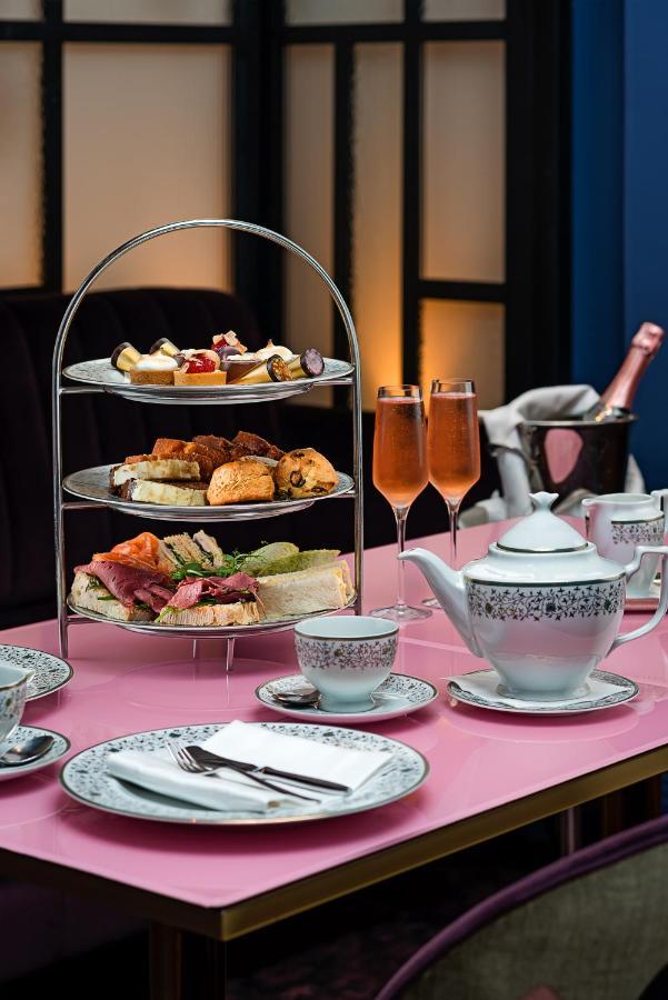 The Savoy Hotel Limerick Junction Exterior foto Afternoon tea at the Mandarin Oriental, Hong Kong